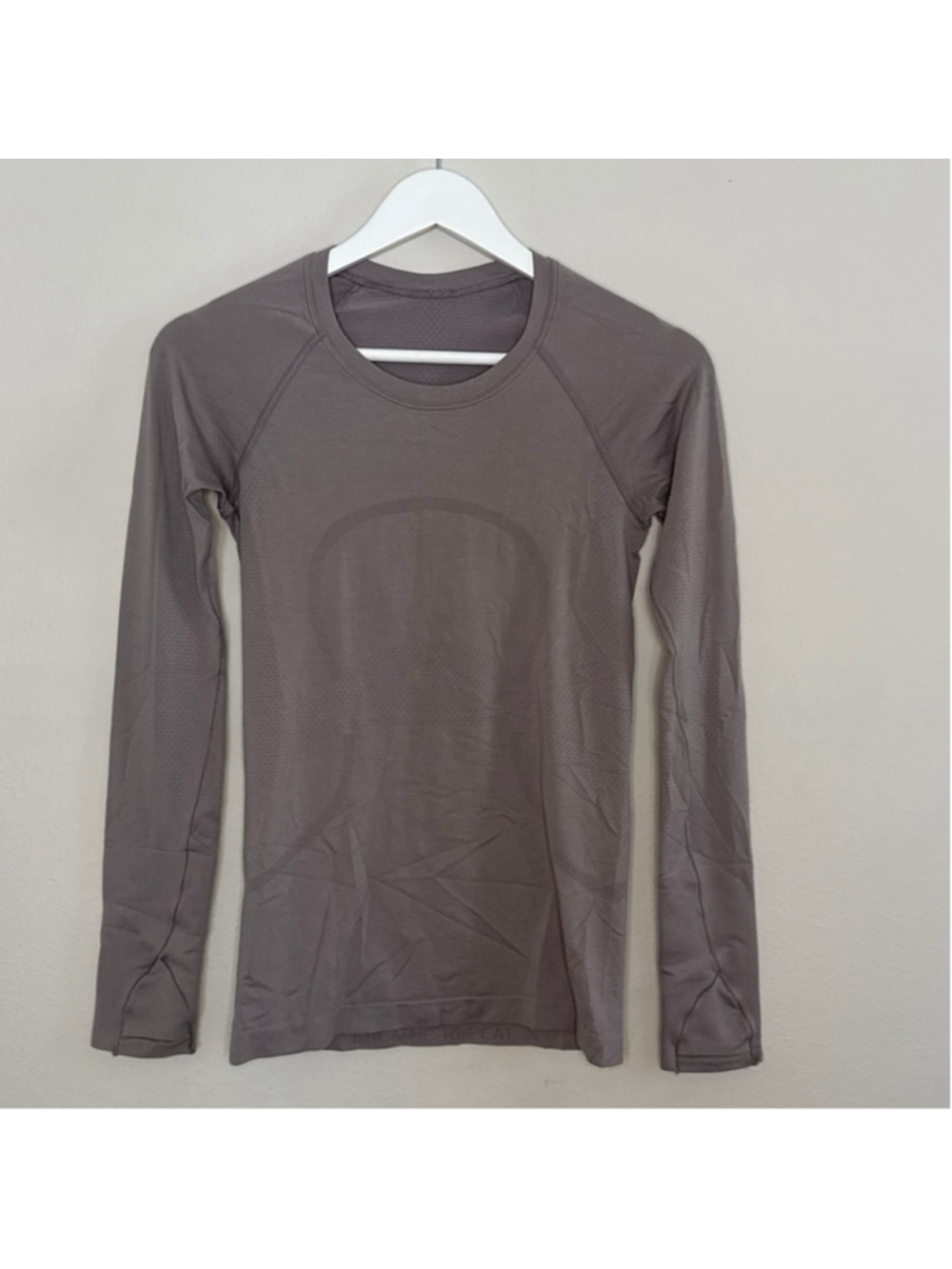 Women's Lululemon Swiftly Tech Mauve Long Sleeve 4